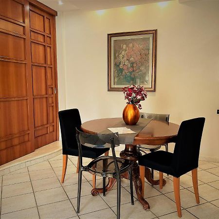 Acquamarina Holiday House ซาแลร์โน ภายนอก รูปภาพ